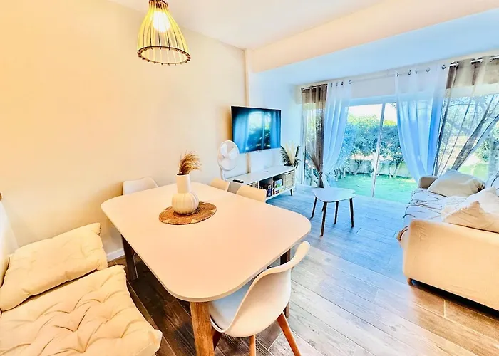 Saint Ange Barcares For 4, Sea View Pool Wifi Apartamento Le Barcarès